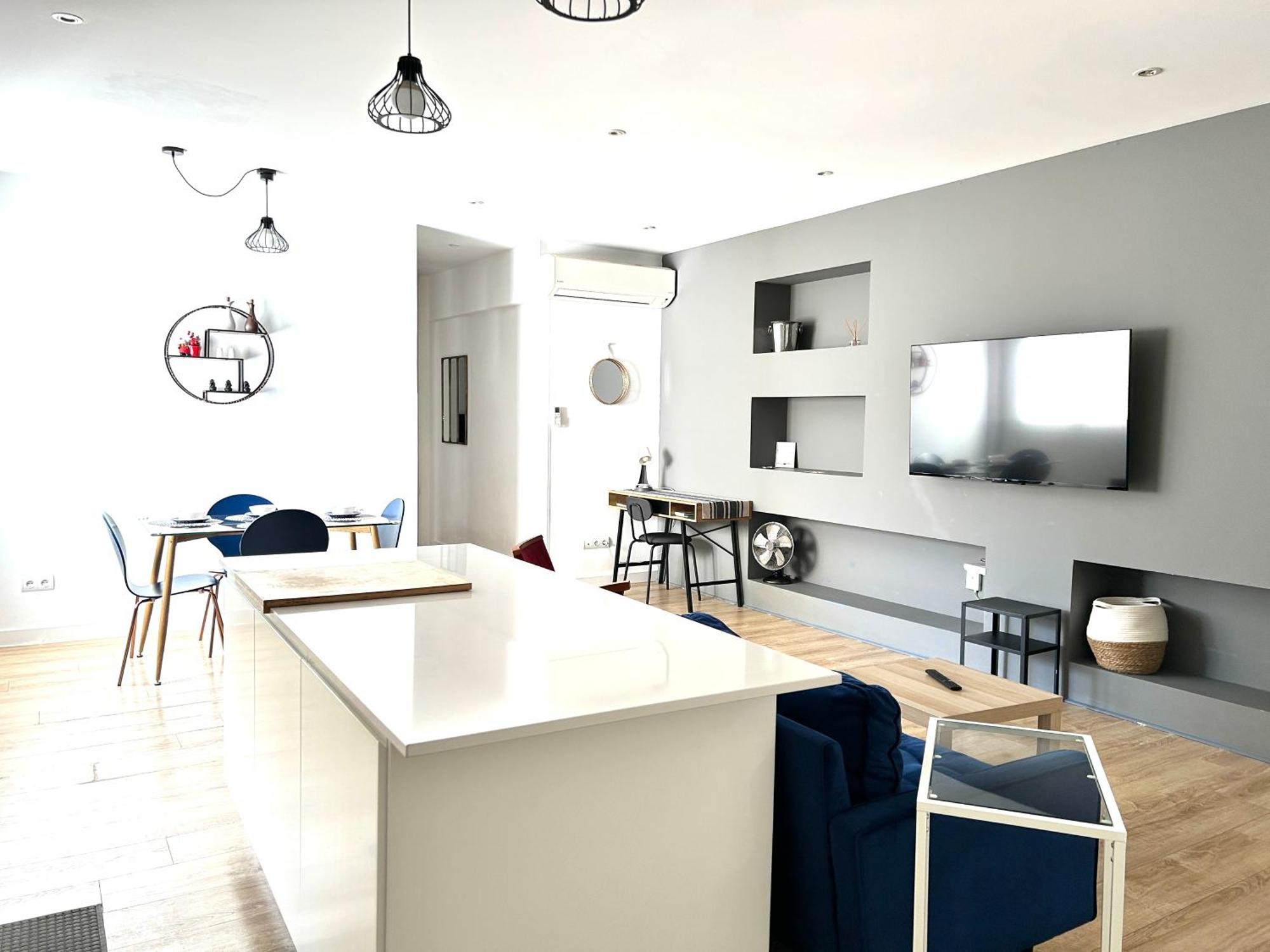 Ampio 2 Al Centro E 15 Minuti Dalla Spiaggia,la Casa Di Ceffo Apartamento Málaga
